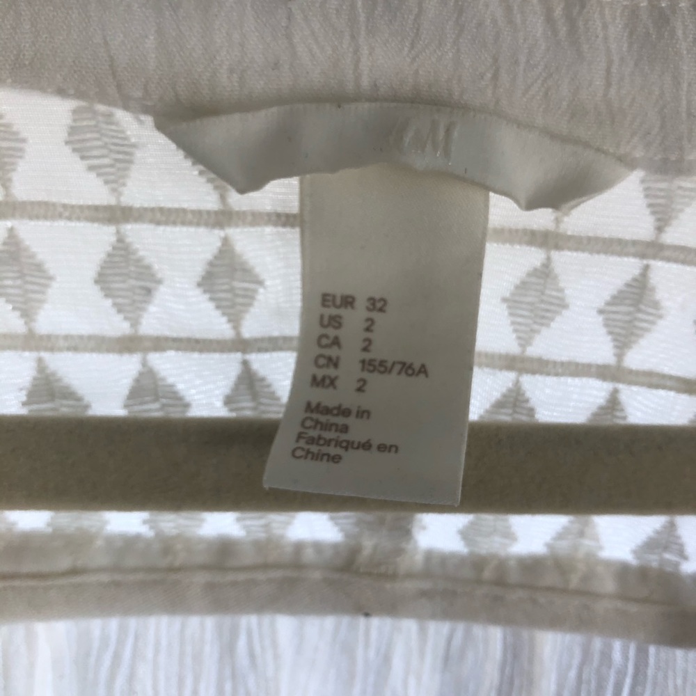 H&M blouse - Picture 2 of 3
